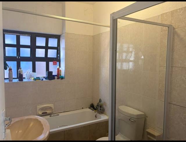 2 BEDROOM PROPERTY TO RENT IN ARBORETUM